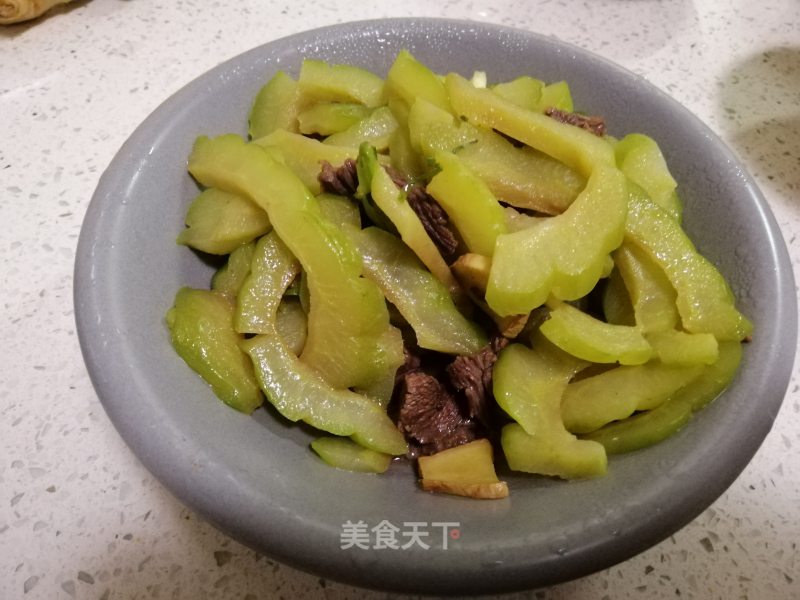 Stir-fried Beef with Bitter Gourd recipe