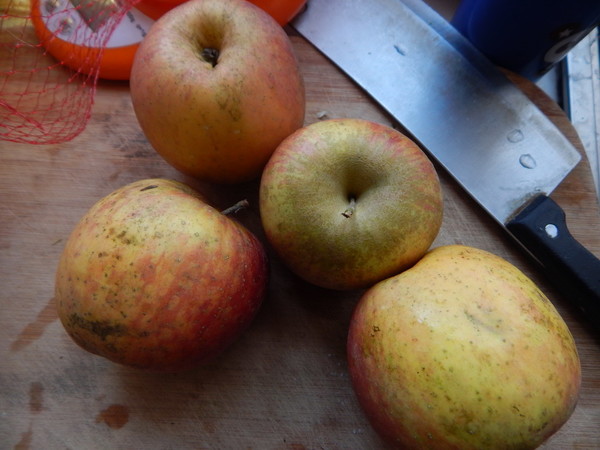 Boiled Apples with Rock Sugar recipe