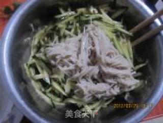 Cucumber and Enoki Mushroom recipe