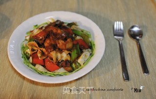 Twice-cooked Pork Topped with Butterfly Noodles recipe