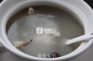 Lotus Root Lettuce Spare Rib Soup recipe