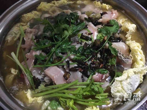 Guangdong Version of The Family Light Taste Sauerkraut Boiled Fish recipe