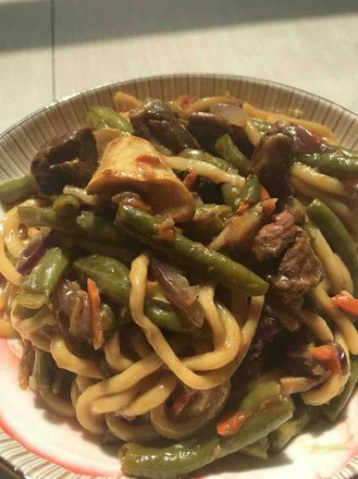 Braised Noodles with Beans recipe