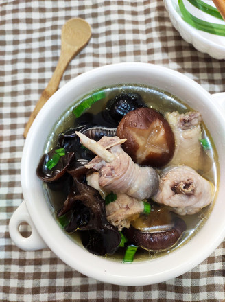 Steamed Chicken with Mushrooms and Fungus recipe