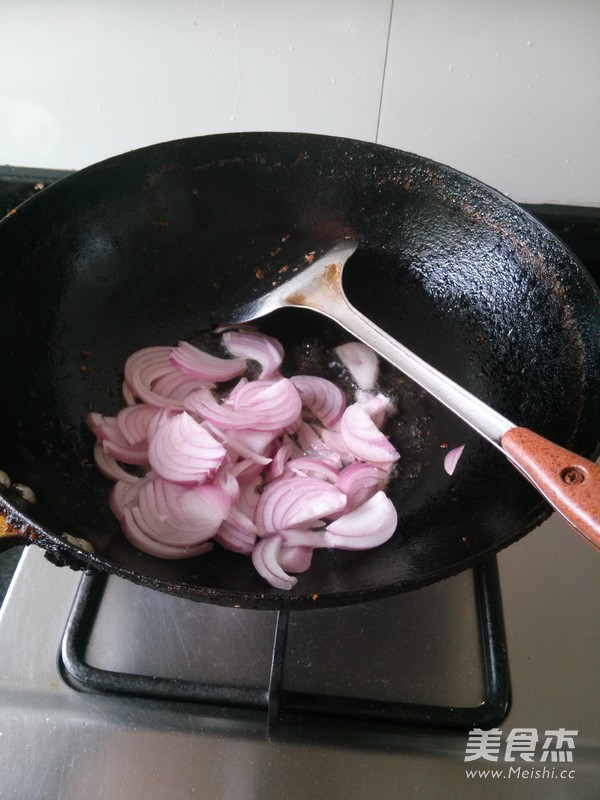 Twice-cooked Pork and Fried Onions recipe