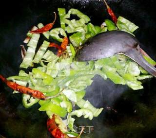Stir-fried Braised Beef with Hot Peppers recipe