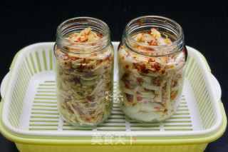 Hot and Sour Crispy Pickled Radish recipe