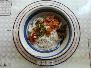 Cold Rice Noodles recipe