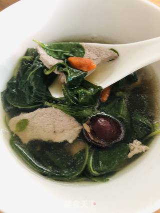 Wolfberry Pork Soup recipe