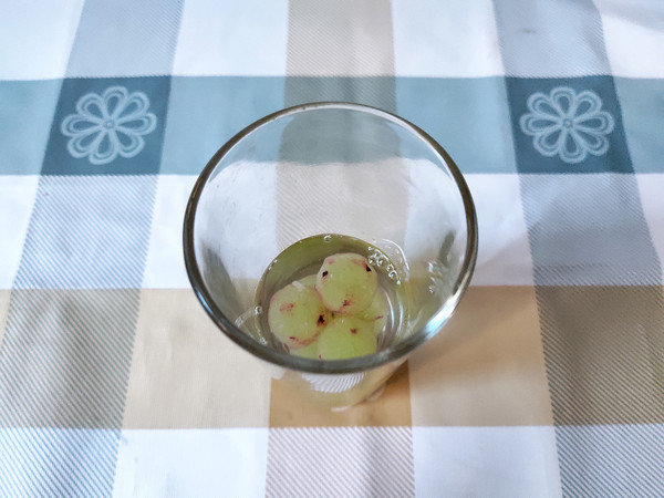 Butterfly Pea Flower Grape Lemon Drink recipe