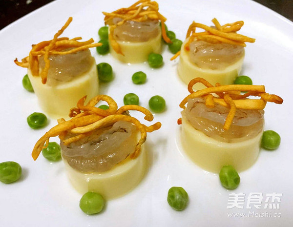 Steamed Tofu with Shrimp and Cordyceps Flower recipe