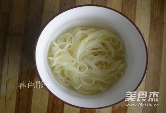 Q Bomb Cold Noodles recipe