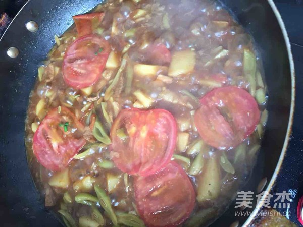 Braised Noodles with Beans in Iron Pot recipe