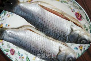 Grilled Crucian Carp with Cumin recipe