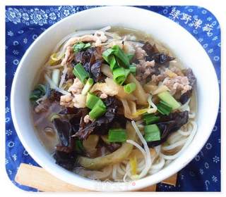 Mustard and Pork Noodles with Fungus recipe