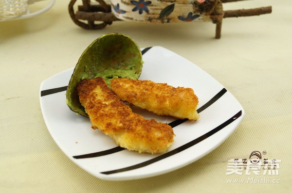 Pan-fried Sabah Fish Fillet with Avocado Dipping Sauce recipe
