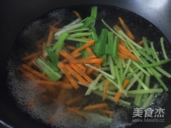 Mixed Vegetables Mixed with Bean Curd recipe
