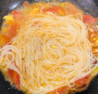 Tomato and Egg Noodle Soup recipe