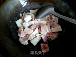 Stir-fried Tofu with Pork Belly and Fungus recipe