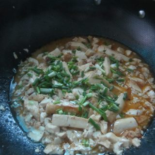 Tofu with Minced Pork and Chives recipe