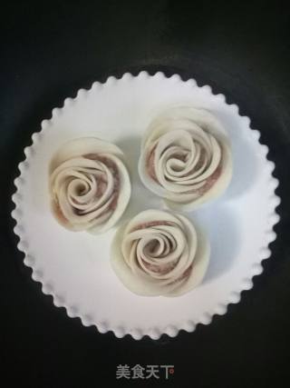 Rose Flower Steamed Dumplings recipe