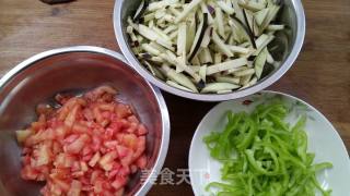 Eggplant Diced Pork Hand Rolled Noodles recipe