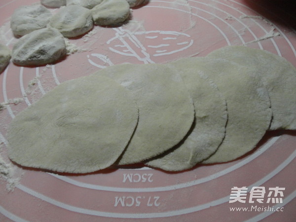 Steamed Dumplings with Radish Soba recipe