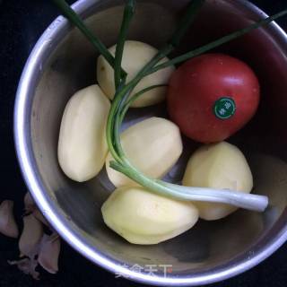 Potato Chips in Tomato Sauce recipe