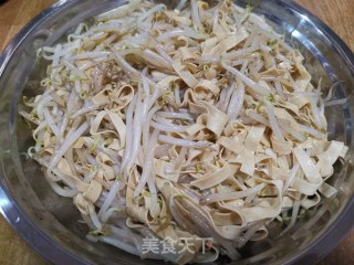 Fried Bean Sprouts with Bean Curd recipe