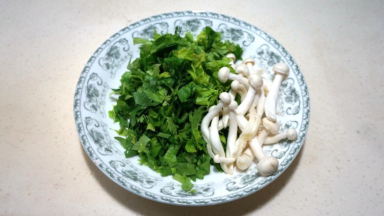 Celery Leaf Mushroom Lump Soup recipe