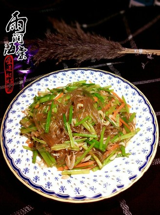 Celery Stir-fried Noodles recipe