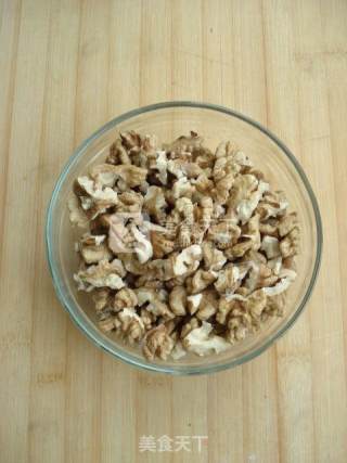 Oil Salt Walnut recipe
