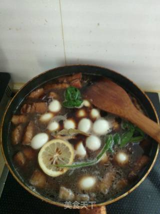 Braised Pork with Quail recipe