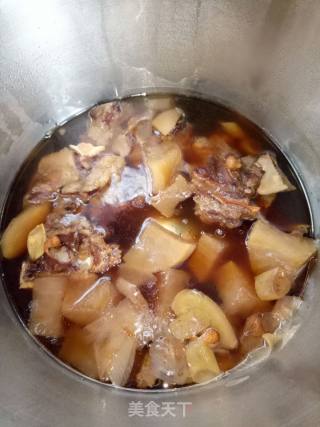 Braised Lamb Bones with Warm Delicacies recipe