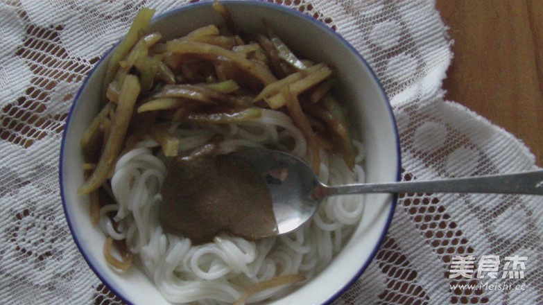 Noodles with Sesame Sauce recipe