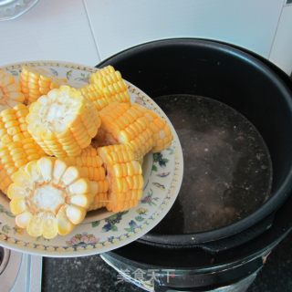 Sweet Corn Pork Ribs Soup recipe