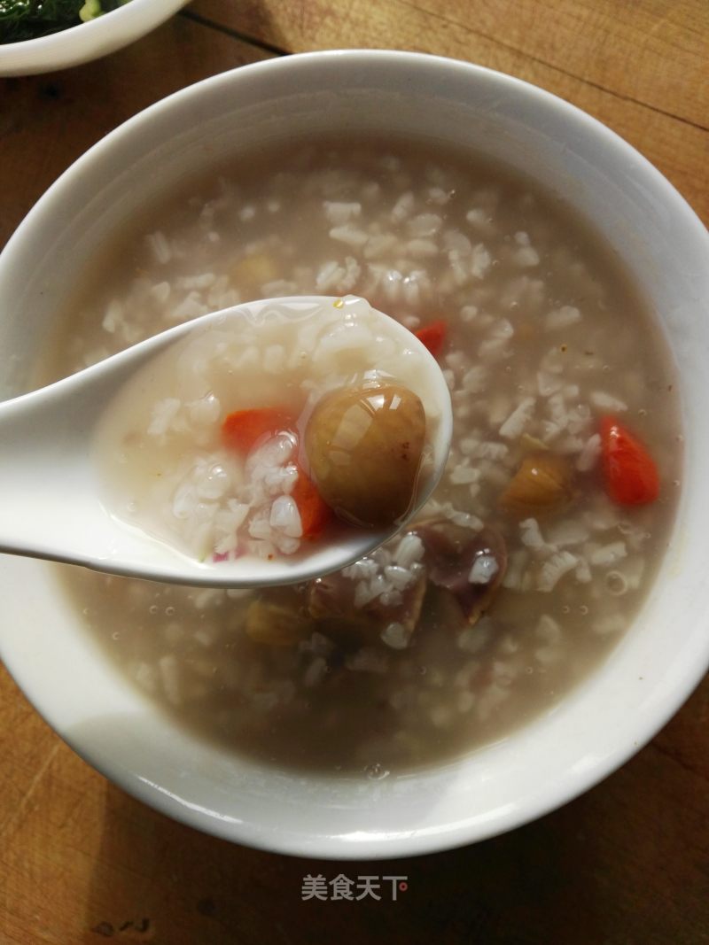 Chinese Wolfberry Porridge with Chestnuts recipe