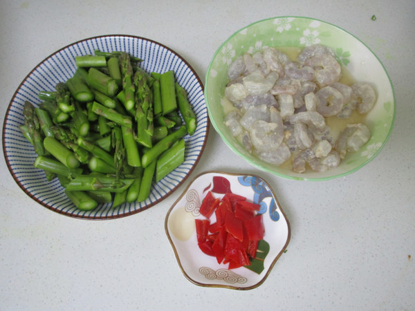 Stir-fried Shrimp with Asparagus recipe