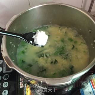 Millet Chicken Spinach Congee recipe