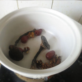 Bamboo Ganoderma Soaked in Water recipe