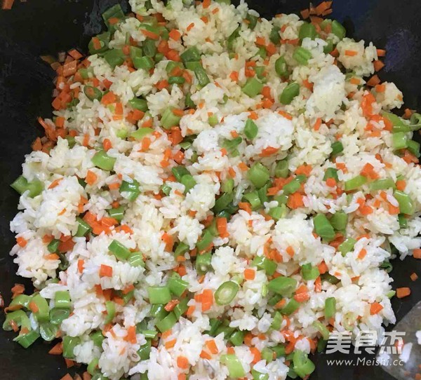 Hu's Lao Ganma Lentil Fried Rice recipe