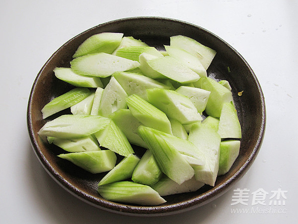 Loofah Stewed Tofu recipe