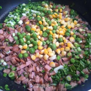 Assorted Fried Rice with Red Sausage recipe