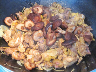 Stewed Chicken with Mushrooms recipe