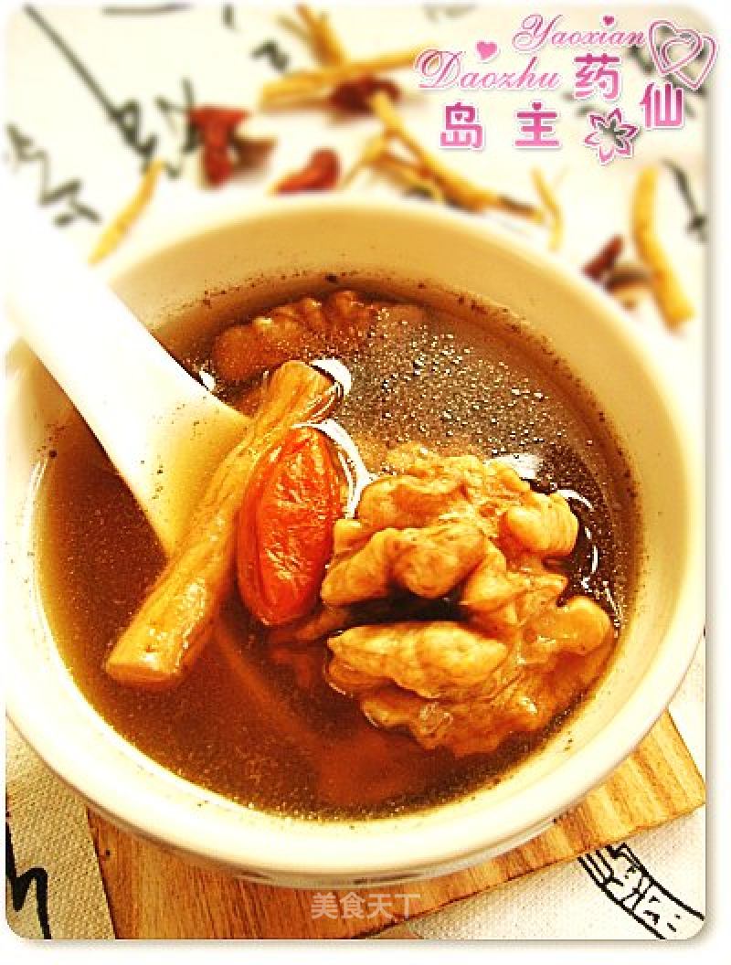 Nourishing Middle Energy, Nourishing Qi, Invigorating Spleen and Stomach, Nourishing Old and Young Soup——zhaoshi Dangshen Walnut Pig Tendon Soup recipe