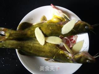 Steamed Yellow Bone Fish recipe