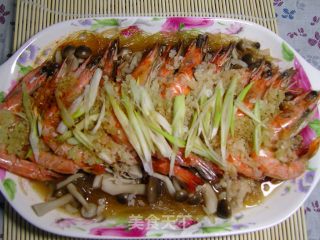 Steamed Prawns with Garlic Shark Fin recipe