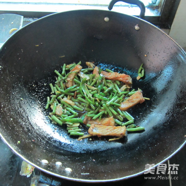 Boiled Fish with Fresh Beans recipe