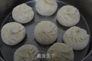 Wheat Celery Pork Bun recipe