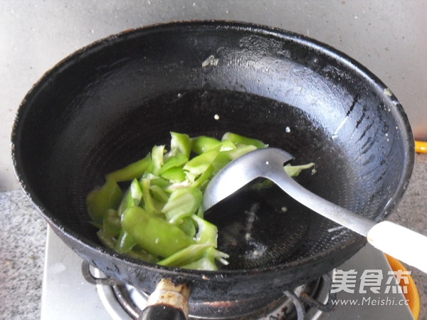 Spicy Fried Cuttlefish Flower recipe